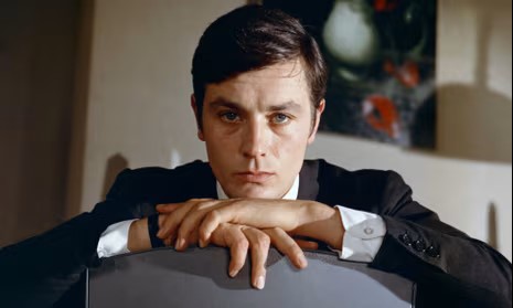 Com a morte de Alain Delon, o cinema perde uma de suas figuras mais emblemáticas