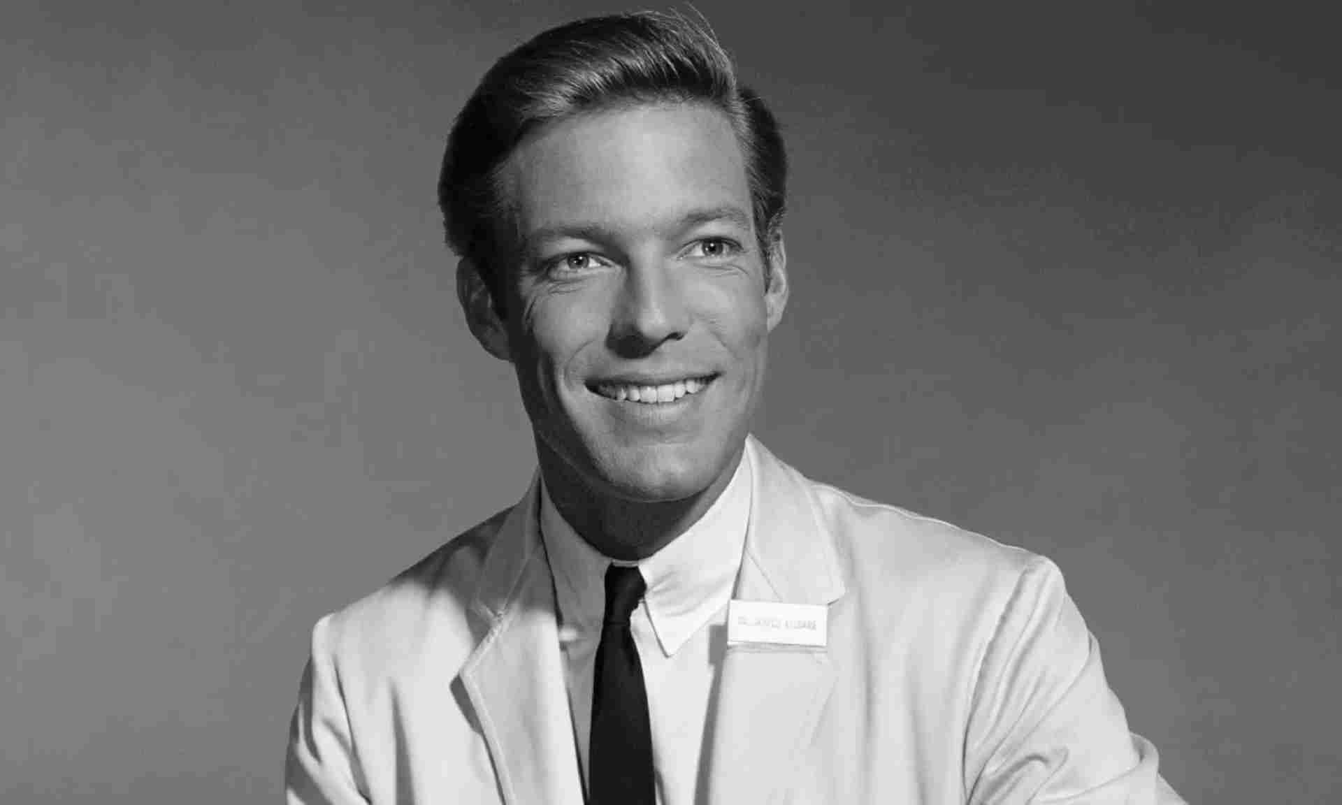 Richard Chamberlain se tornou galã da Tv ao estrelar inúmeras speries de sucesso. Foto: Divulgação